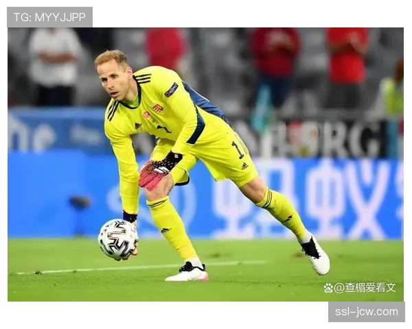 拜仁半场占优多特无射门陷被动凯恩头槌打破僵局助力领先