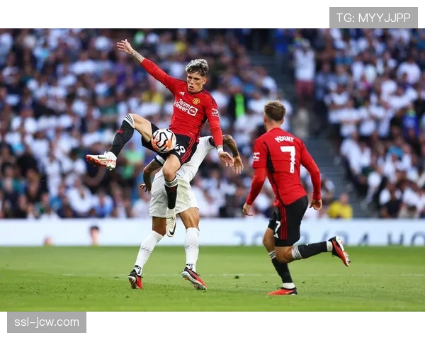 罗梅罗10张黄牌2张红牌防守激进 热刺中卫风格引发争议